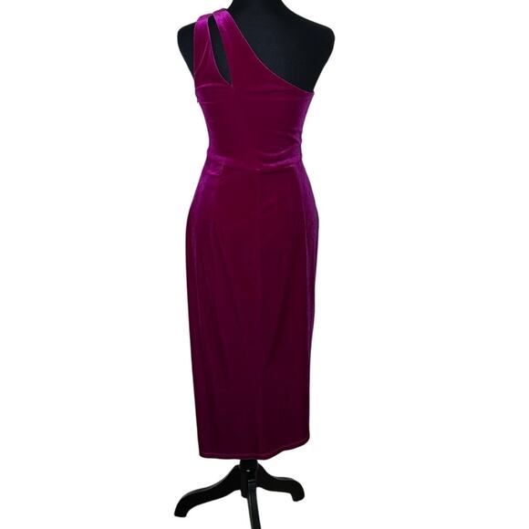 Lulus Impressive Essence Magenta Velvet One-Shoulder Cutout Midi Dress Small - Picture 5 of 16